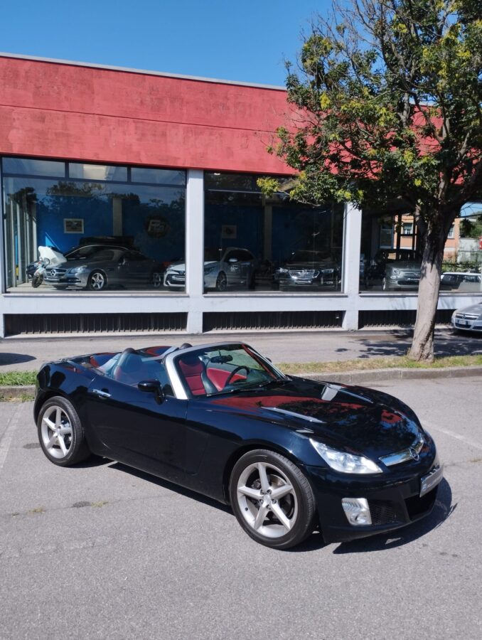 Opel GT 2.0 turbo 16v roadster c/pelle 260cv